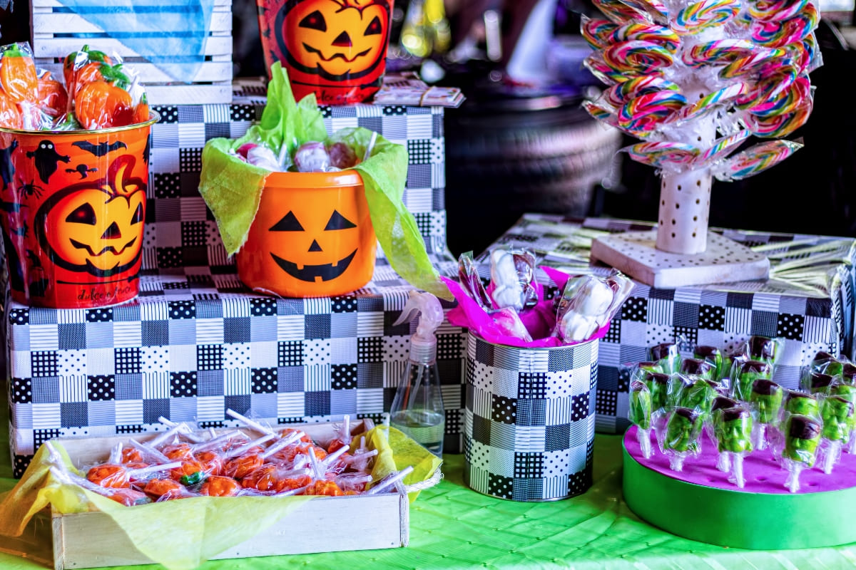 mesa-dulces-halloween-dulces-tipicos
