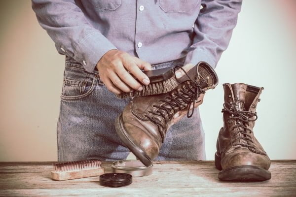 como-limpiar-zapatos-de-piel