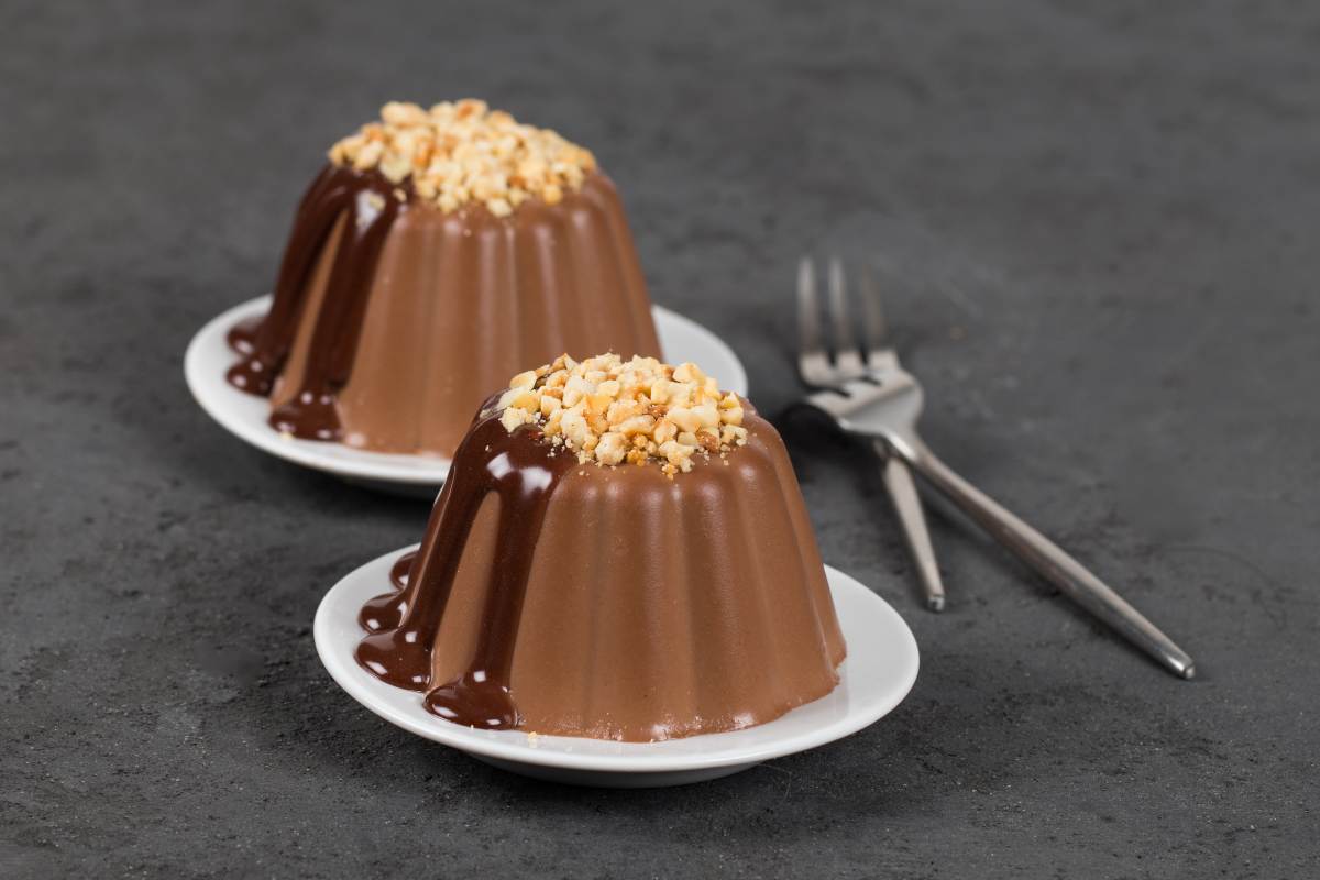 Postres con chocolate Turín y Snickers