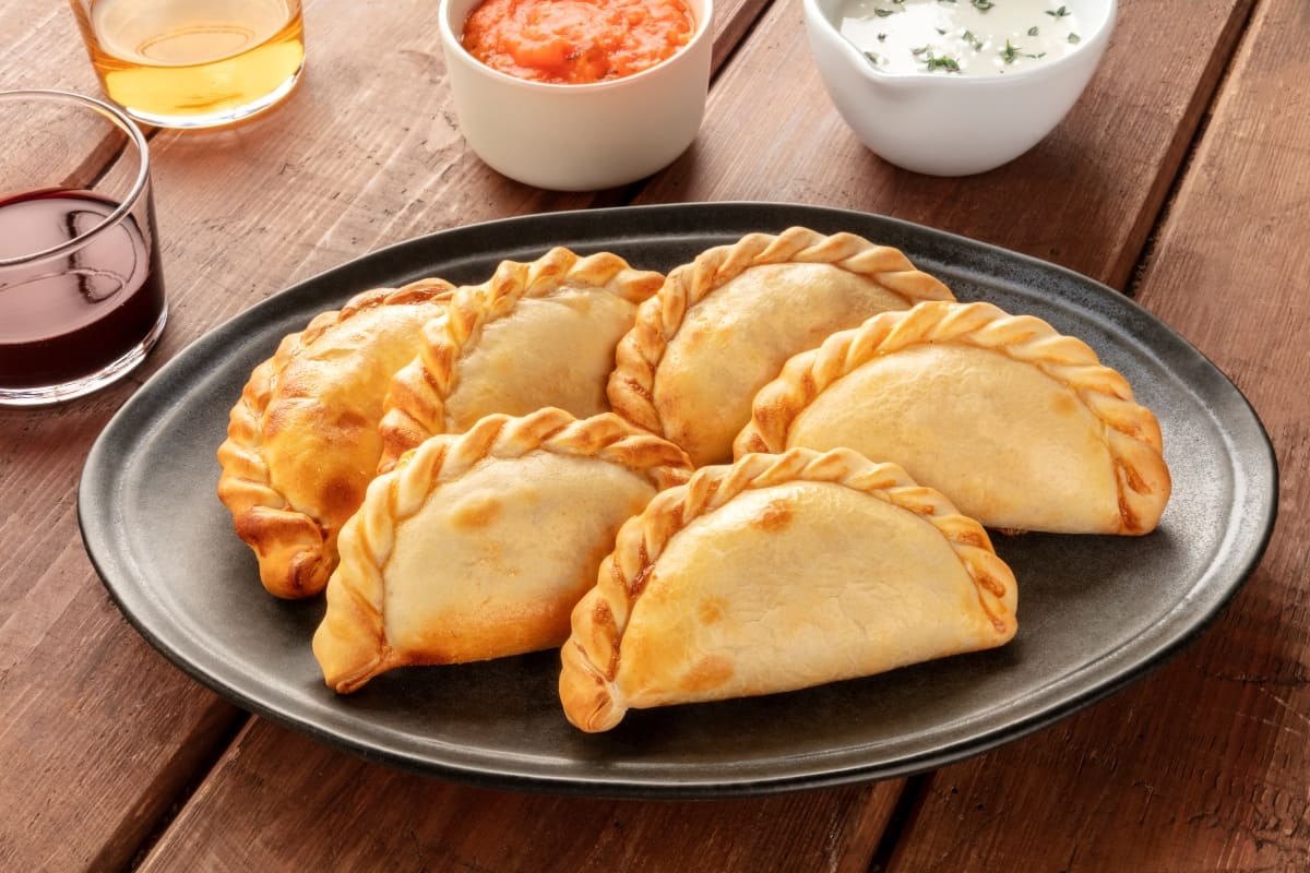 Prepara tus propias empanadas en casa.