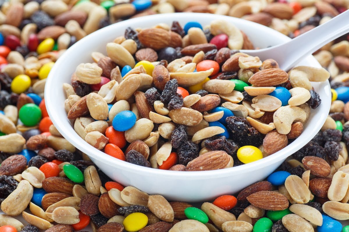 Colaciones con cacahuates, Trail mix