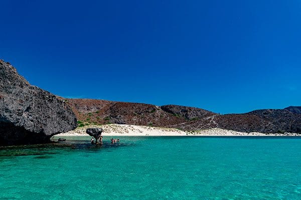 inline_865_https://saboryestilo.com.mx/vm-content/uploads/2019/09/Playa-Balandra-baja-california-sur-600x400.jpg