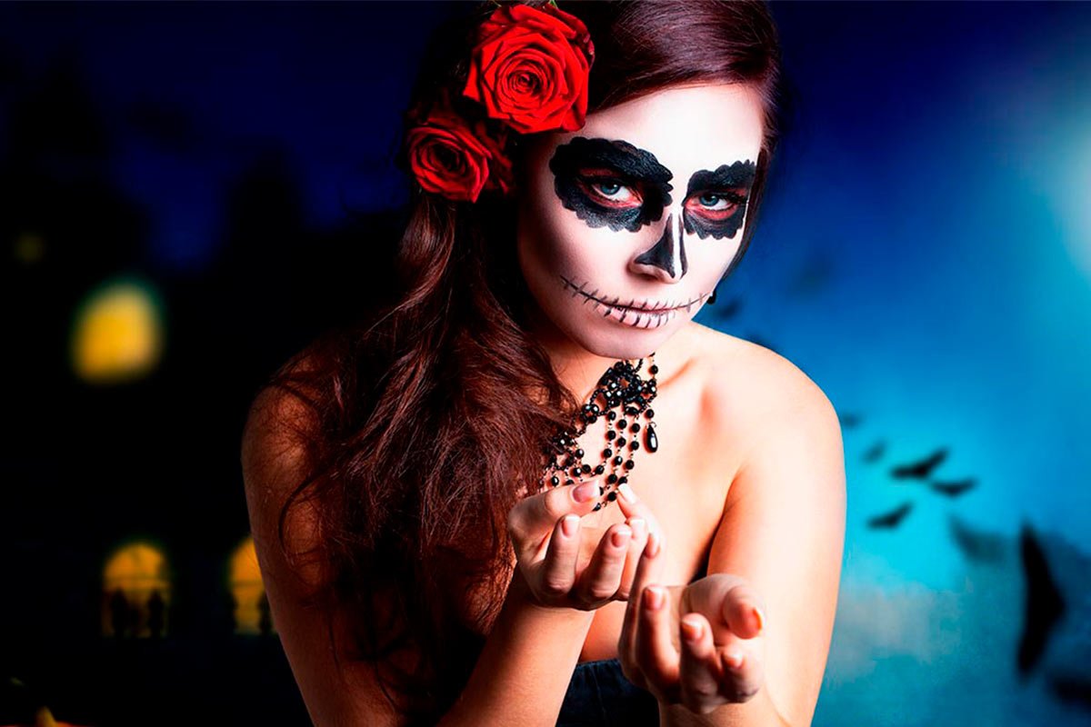 Maquillaje de Halloween mujer Catrina
