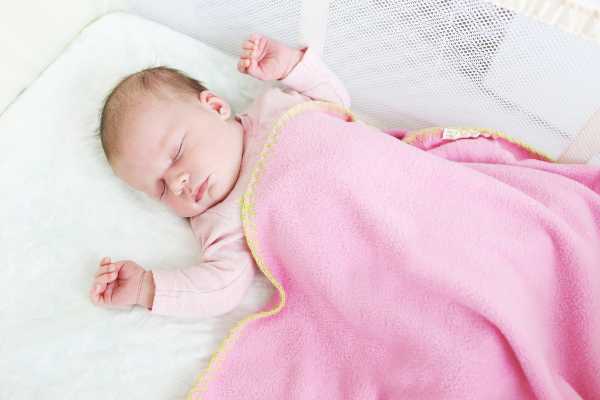 Enseñar a dormir a tu bebé, abrígalo adecuadamente
