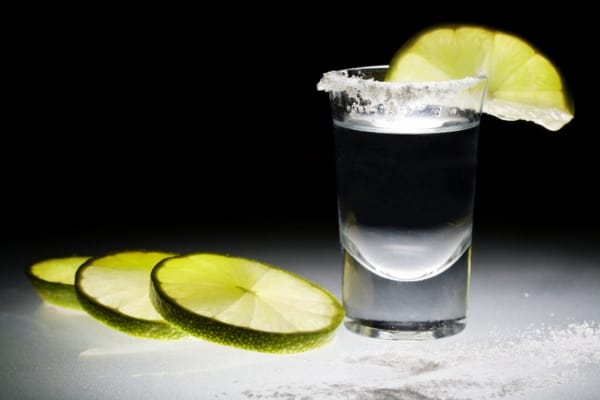 características del tequila cristalino