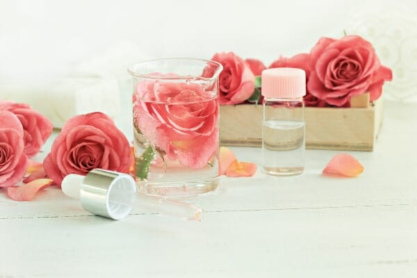 Agua de rosas