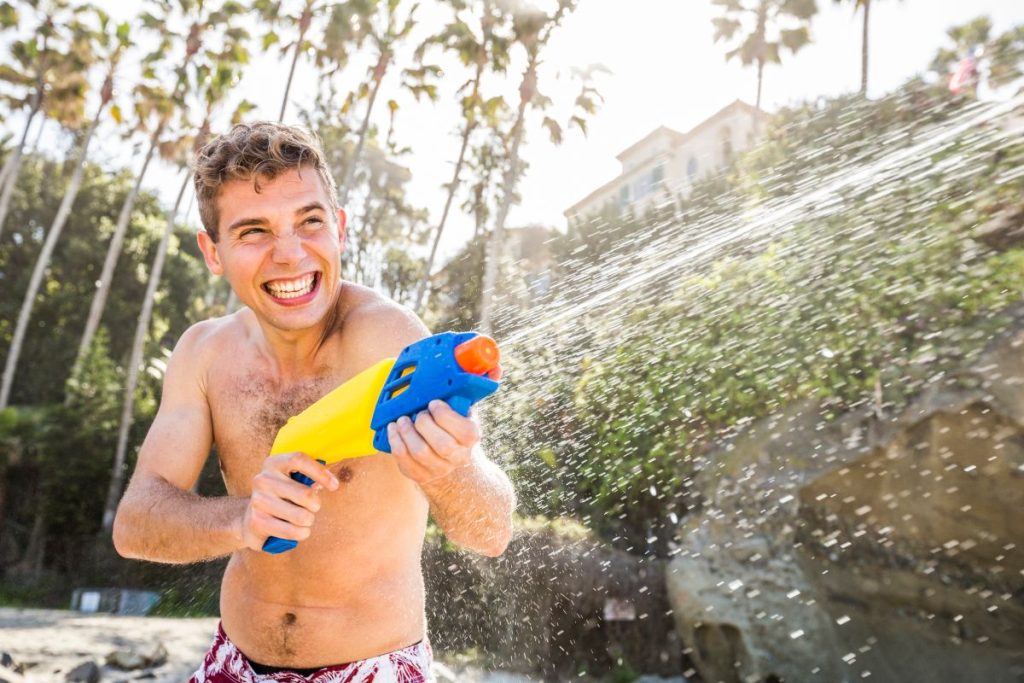 Juegos con agua divertidos para hacer en casa