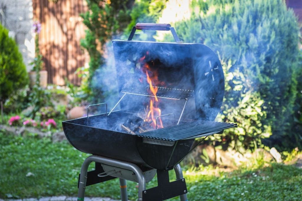 Cómo hacer fuego para la parrilla