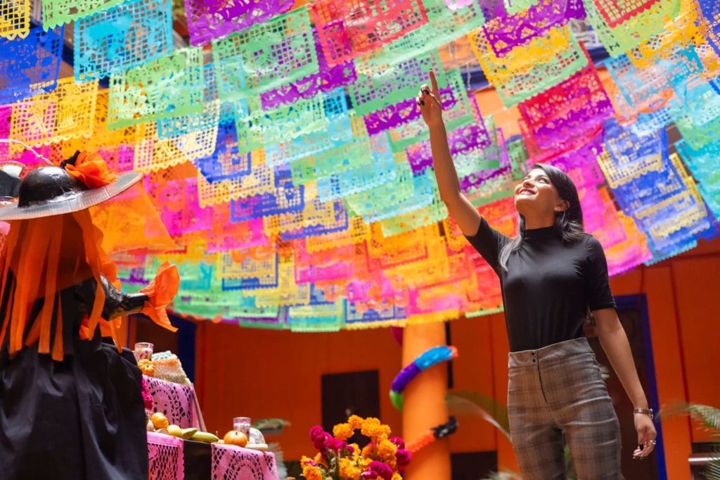 papel picado de Dia de Muertos