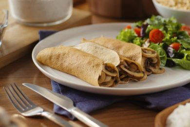 Crepas de avena Quaker® rellenas de champiñones Crepas de avena Quaker® rellenas de champiñones